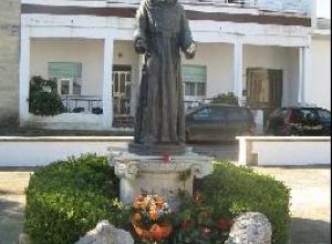 Rione di Caprarica - piazzetta Padre Pio da Pietralcina