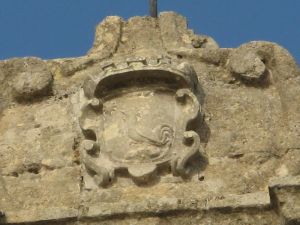 Tricase - piazza Cappuccini - Chiesa di Sant'Antonio da Padova - Campanile - Stemma dei Gallone