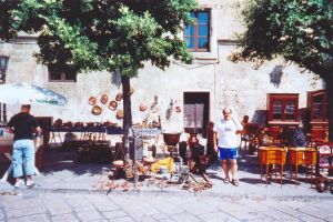 Tricase - 2 luglio 2006 - piazza Giuseppe Pisanelli - Mercatino delle pulci e dell'antiquariato