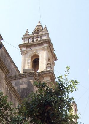 Tricase - piazza Giuseppe Pisanelli - Chiesa di San Domenico - Prospetto laterale - Campanile