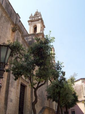 Tricase - piazza Giuseppe Pisanelli - Chiesa di San Domenico - Prospetto laterale - Campanile