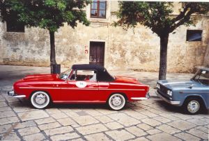 10 giugno 2006 - Tricase - Piazza Giuseppe Pisanelli -  Raduno di auto d'epoca