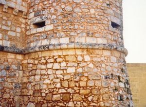 Caprarica del Capo - Piazza Sant'Andrea - Uno scorcio del castello
