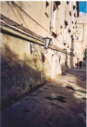 Tricase - Piazza Giuseppe Pisanelli - Castello dei Principi Gallone - Uno scorcio del prospetto frontale