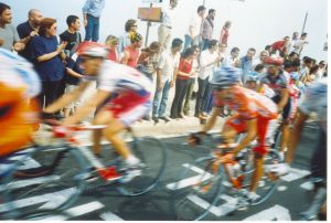 10 maggio 2003 - Tricase Porto - Lungomare Cristoforo Colombo - Giro d'Italia di ciclismo - 1^ tappa Lecce - Lecce - Per la prima volta il Giro attraversa il territorio del Comune di Tricase