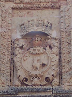 Tricase -Largo Sant'Angelo -  Chiesa di Sant'Angelo (1624) - Prospetto frontale - Stemma dei Gallone
