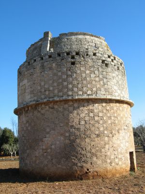 Tricase - via provinciale Mito - fondo Palummaru - Vecchia torre colombaia