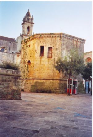 Tricase -Piazzetta Giuseppe Codacci Pisanelli - Castello dei Principi Gallone - Torre Piccola - Prospetto posteriore