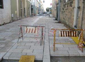 Tricase - Lavori di rifacimento pavimentazione in  via Domenico Caputo