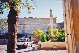 Uno scorcio del castello degli Alfarano - Capece