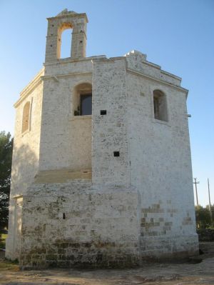 Tricase - via vecchia per Tricase Porto - Chiesa della Madonna di Costantinopoli(1685) - Prospetto laterale