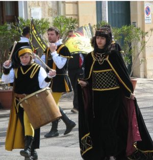 Tutino - 15 aprile 2007 - Festeggiamenti in onore della Madonna delle Grazie - Gruppo Sbandieratori e Muisici Rione S. Basilio di Oria