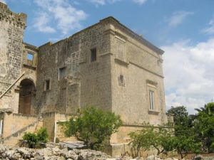 Uno scorcio del castello degli Alfarano - Capece