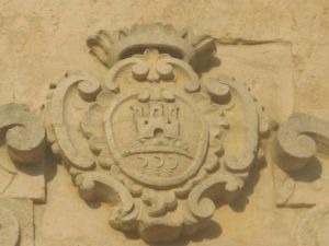 Depressa - Chiesa di S. Antonio da Padova - Prospetto frontale - Vecchio stemma cittadino
