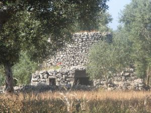 Vecchia paiara a poche centinaia di metri dalla provinciale Tricase - Lucugnano