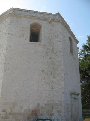 Tricase - via vecchia per Tricase Porto - Chiesa della Madonna di Costantinopoli(1685) - Prospetto laterale