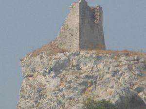 Tricase Porto - Un suggestivo scorcio della Torre del Sasso
