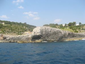 Tricase Porto - Un suggestivo scorcio della costa poco prima del Canale del Rio