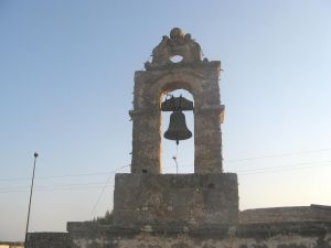 Cripta della Madonna del Gonfalone (Sec. IX - XI)- Uno scorcio del campanile a vela