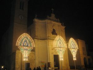 Caprarica - piazza Sant'Andrea - Prospetto frontale della Chiesa di Sant'Andrea Apostolo 