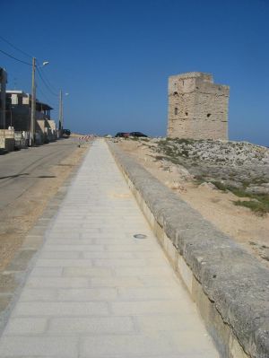 Marina Serra - Lungomare Mirabello