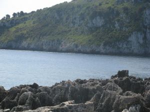 Marina Serra - Lungomare Mirabello - Un suggestivo scorcio della costa