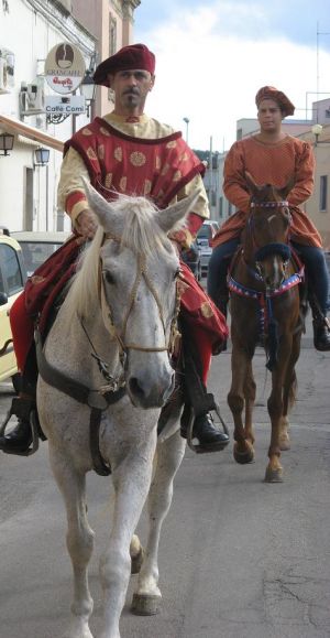 Lucugnano - 15 giugno 2008 - Sfilata in abiti d'epoca medievale promossa dall'Associazione Ippica Sud Salento 