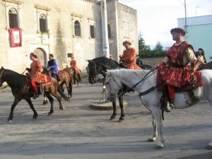 Tutino - 15 giugno 2008 - Sfilata in abiti d'epoca medievale promossa dall'Associazione Ippica Sud Salento 