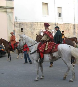 Sant'Eufemia - 15 giugno 2008 - Sfilata in abiti d'epoca medievale promossa dall'Associazione Ippica Sud Salento 