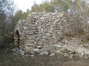 Tricase - Caratteristica paiara qualche centinaio di metri dopo il cimitero del capoluogo