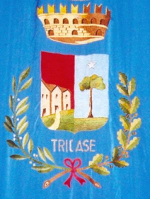 Stemma del Comune di Tricase, ricavato dal Gonfalone comunale