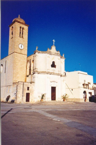 Caprarica -piazza S.Andrea - Chiesa di Sant'Andrea - Prospetto frontale Caprarica -piazza S.Andrea - Chiesa di Sant'Andrea - Prospetto frontale