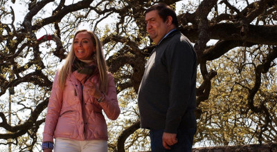 Simona Giacomelli con Maurizio Antonazzo del GAL di Tricase presso la Quercia...