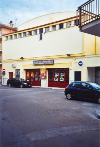Cineteatro Moderno - Tricase Cineteatro Moderno - Tricase