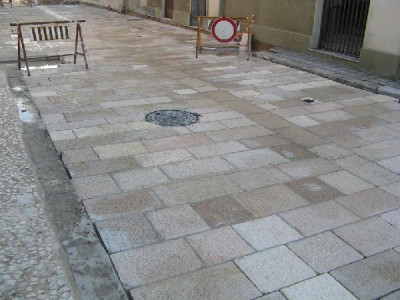 Tricase - Lavori di rifacimento della pavimentazione stradale di via Dome...