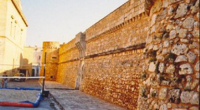 Caprarica - piazza Sant'Andrea