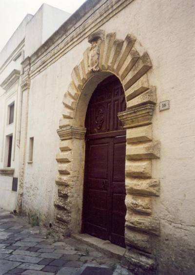 Tricase - Uno scorcio di via Mons. Ingletti Tricase - Uno scorcio di via Mons. Ingletti