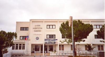 Liceo Scientifico - Classico G. Stampacchia - piazza Galilei ...