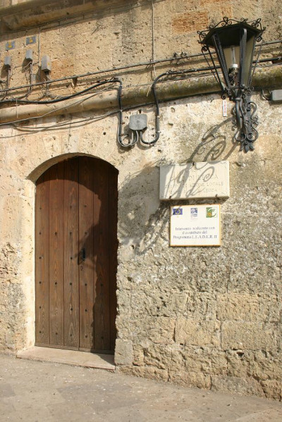 Tricase - piazza Giuseppe Pisanelli - Palazzo Gallone - Sede del Gal Capo...