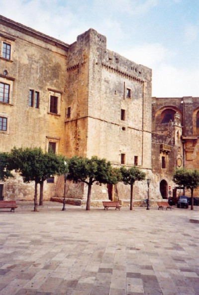 Tricase - piazza Giuseppe Pisanelli - Palazzo Gallone - Turris Magna Tricase - piazza Giuseppe Pisanelli - Palazzo Gallone - Turris Magna